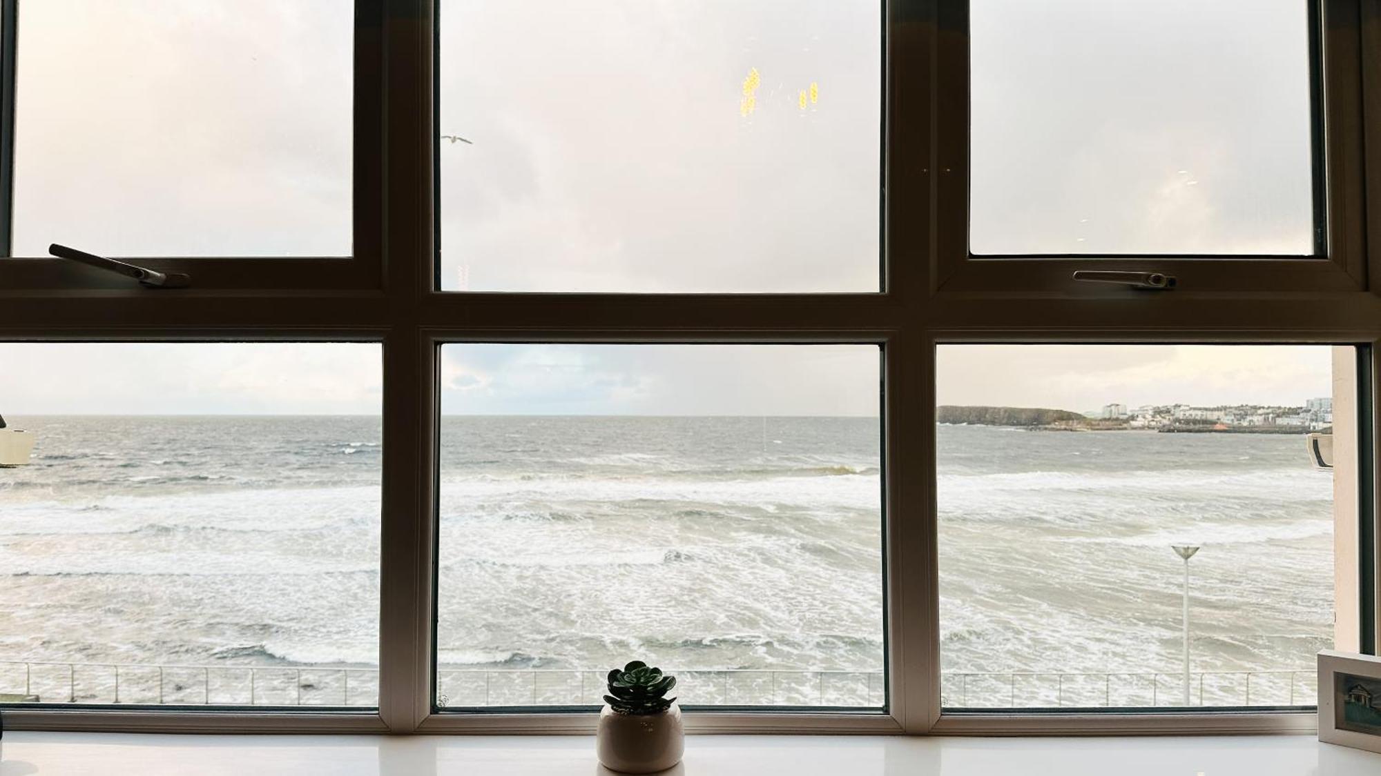 West Penthouse, Seafront
