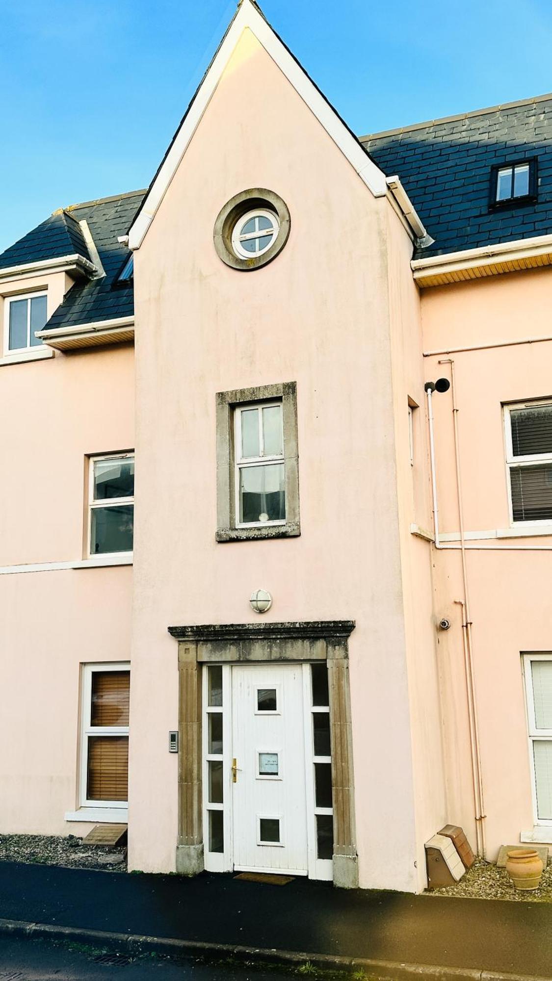 West Penthouse, Seafront * Portrush